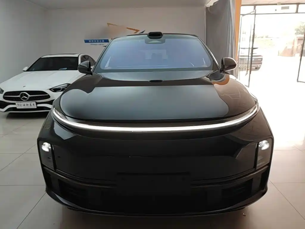 Li Auto Li L7 2025