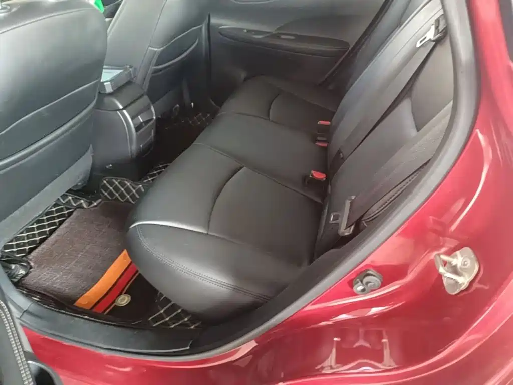Nissan Tiida 2018 — фото 17
