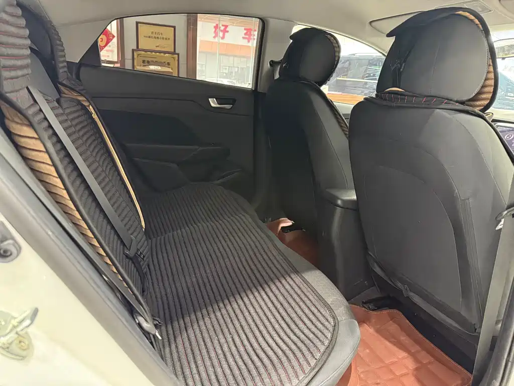 Hyundai Verna 2020 — фото 12