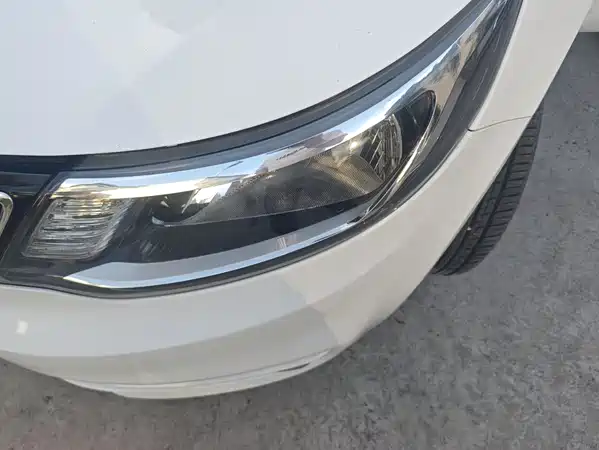 Kia K2 2015