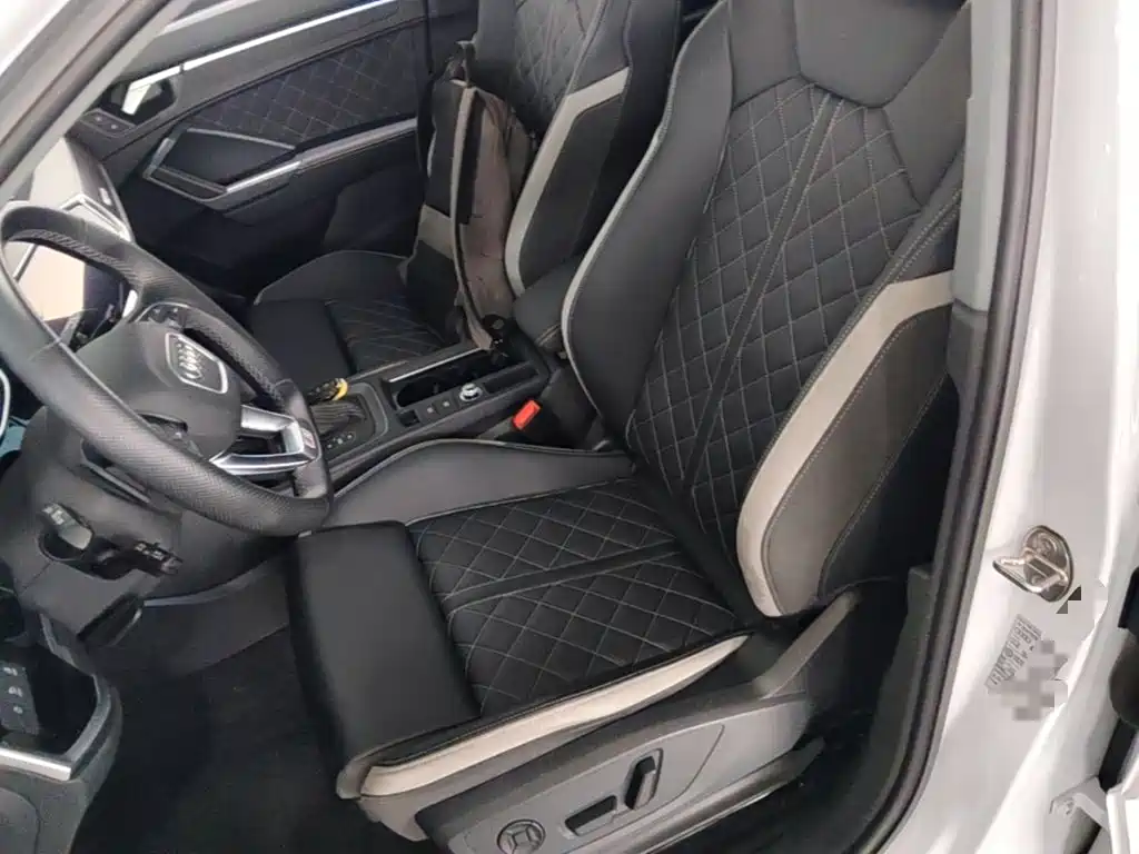 Audi Q3 Sportback 2025 — фото 22