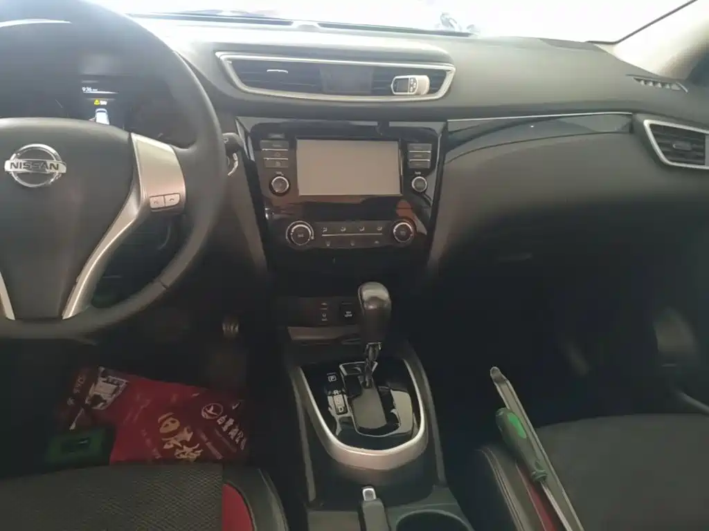 Nissan Qashqai 2018 — фото 13