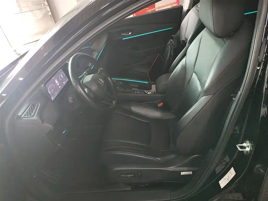Honda Accord 2023 — фото 15