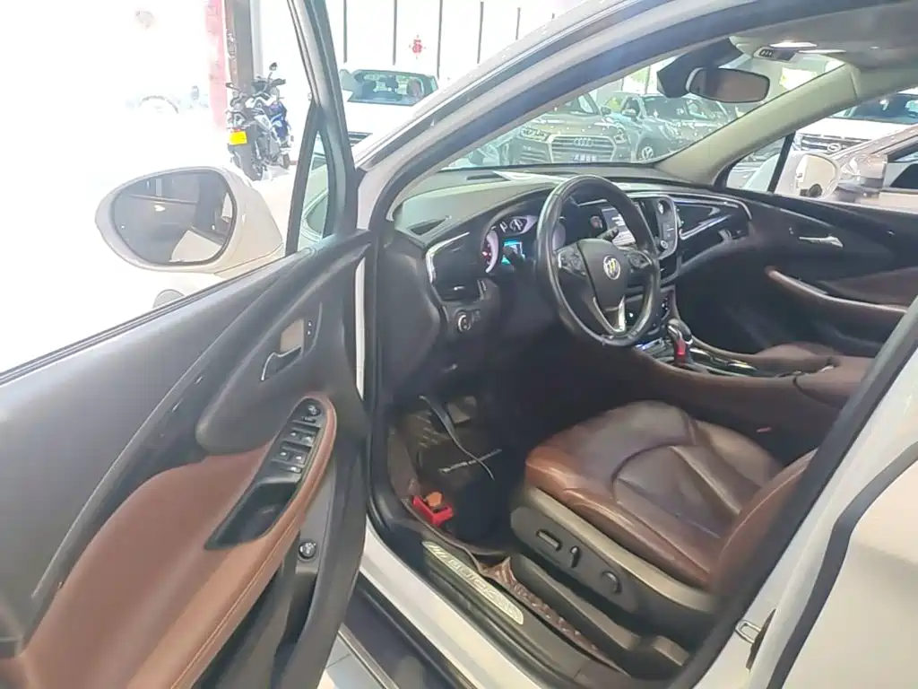 Buick Envision Plus 2018 — фото 16