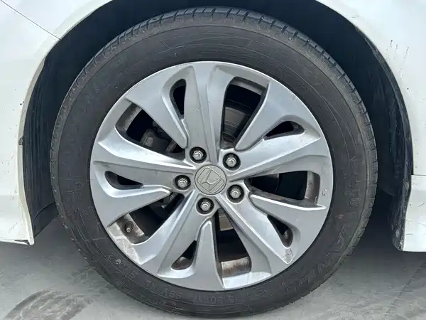 Honda Jade 2017
