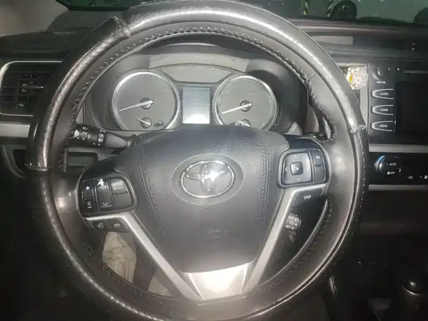 Toyota Highlander 2015