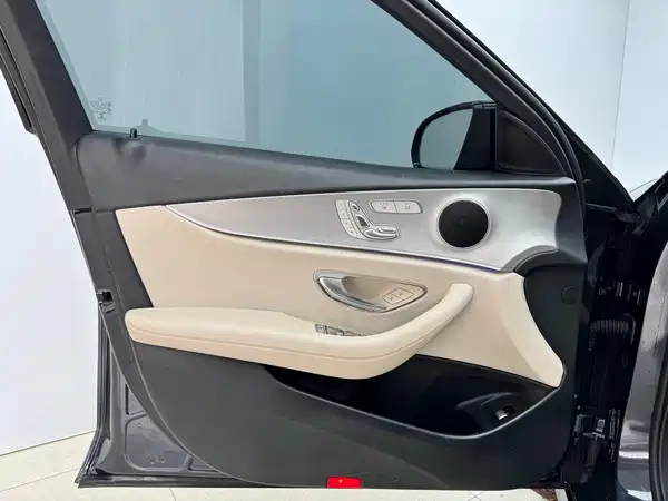 Mercedes-Benz E-Class 2017
