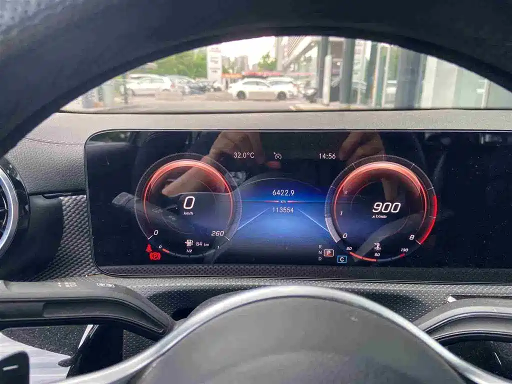 Mercedes-Benz A-Class 2021 — фото 10