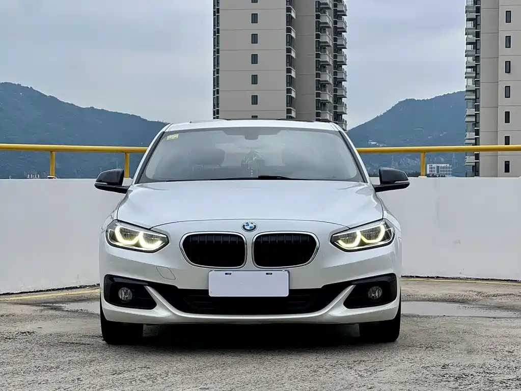 BMW 1 Series 2018 — фото 2