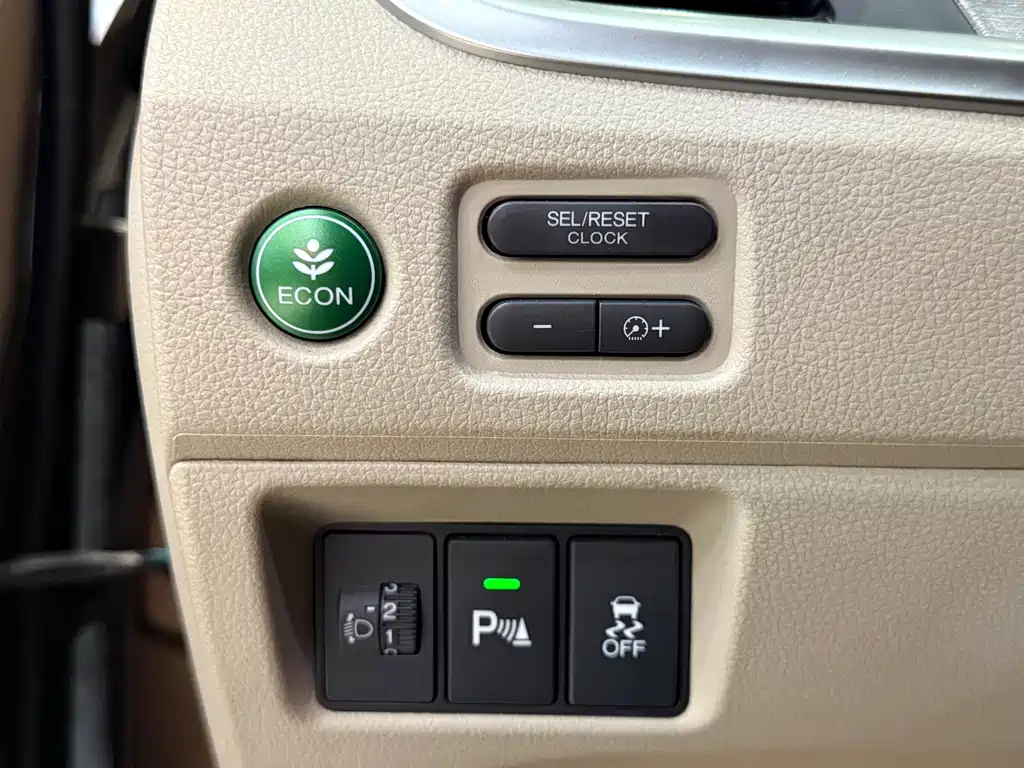Honda Jade 2018 — фото 9