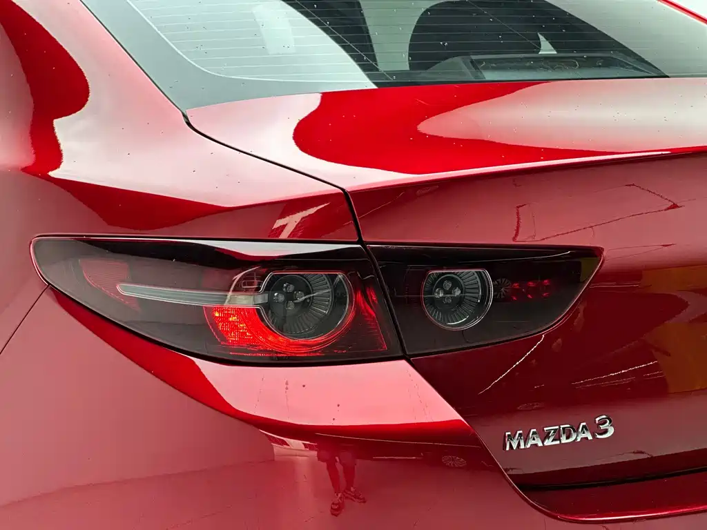 Mazda 3 Angkesela 2020 — фото 18
