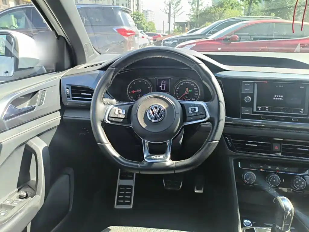 Volkswagen Tharu 2019 — фото 11