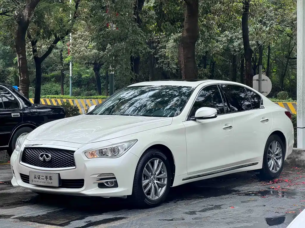Infiniti Q50L 2017 — фото 1