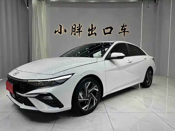 Hyundai Elantra 2024