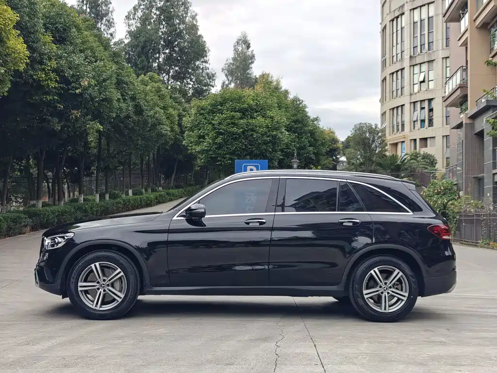 Mercedes-Benz GLC 2021
