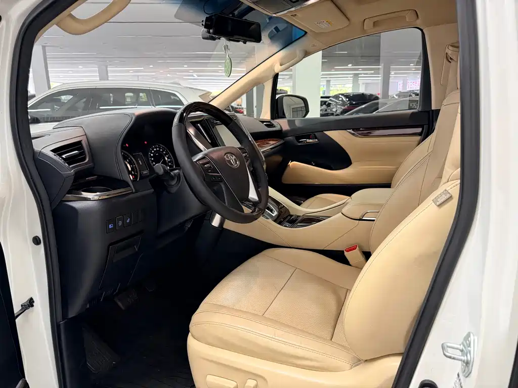Toyota Alphard 2019 — фото 5