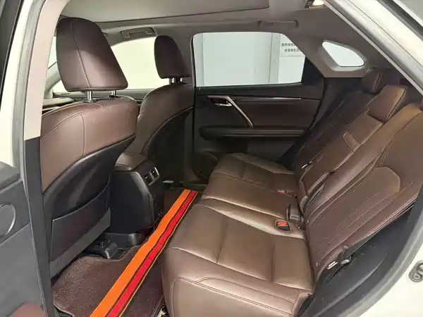 Lexus RX 2020