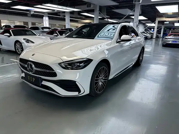 Mercedes-Benz C-Class 2022