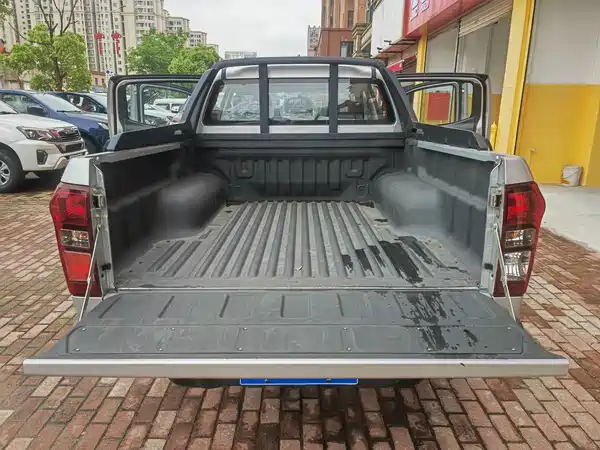 Isuzu Lingtuo 2023