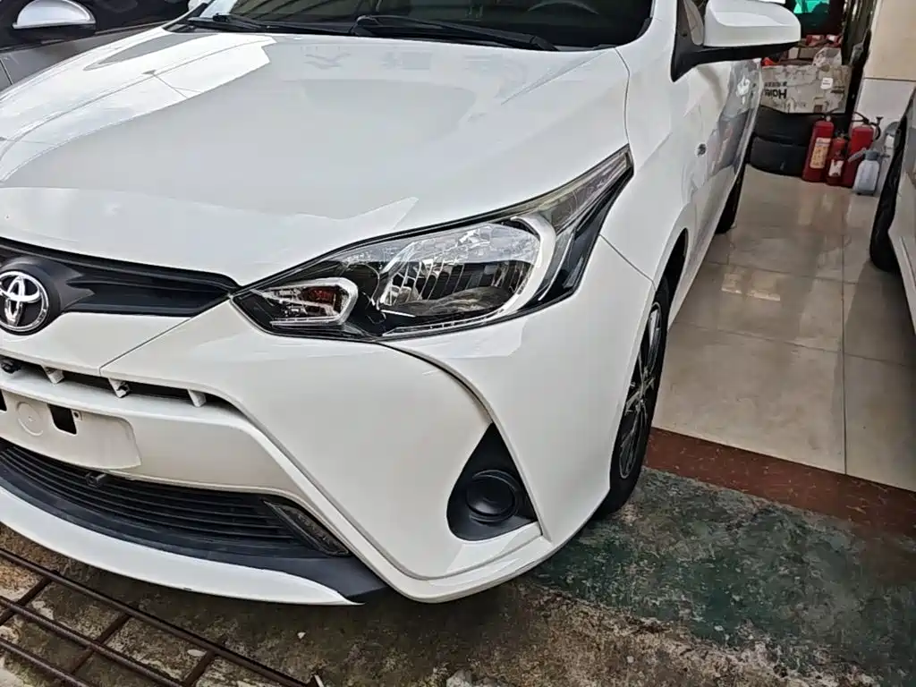 Toyota Yaris L 2020 — фото 24