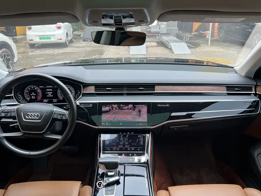 Audi A8 2019 — фото 13