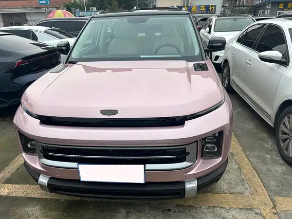 Geely ICON 2022
