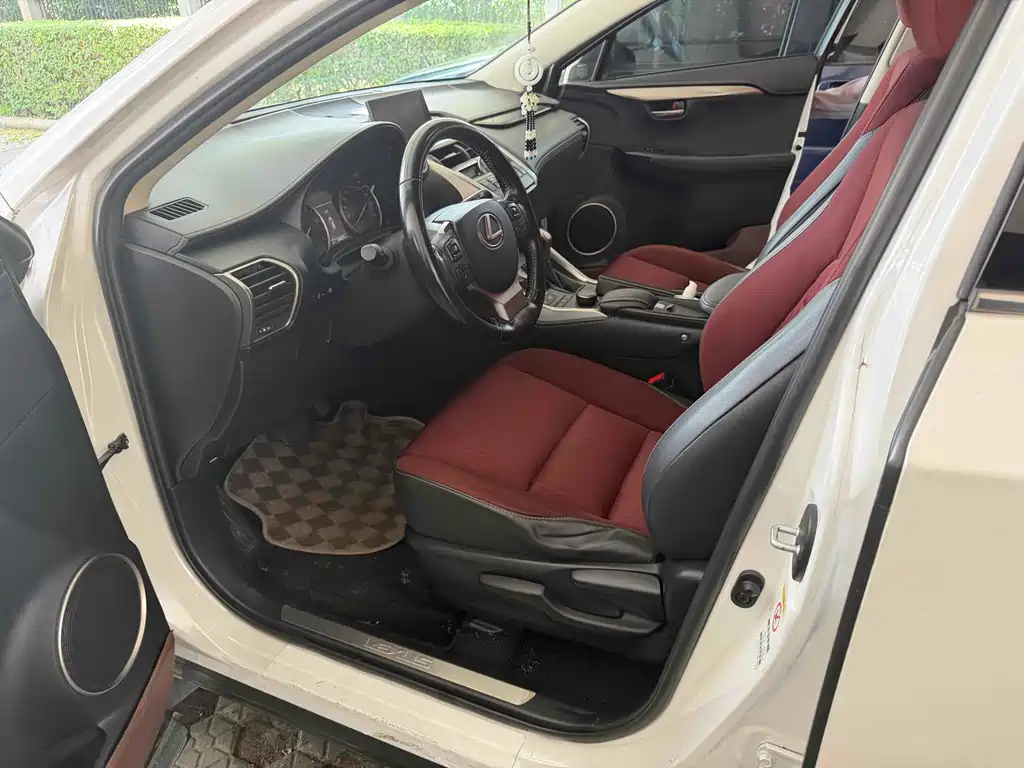 Lexus NX 2017