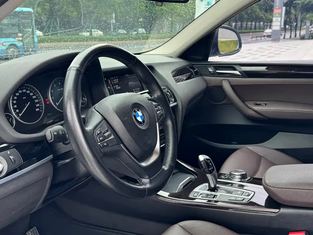 BMW X4 2015 — фото 11