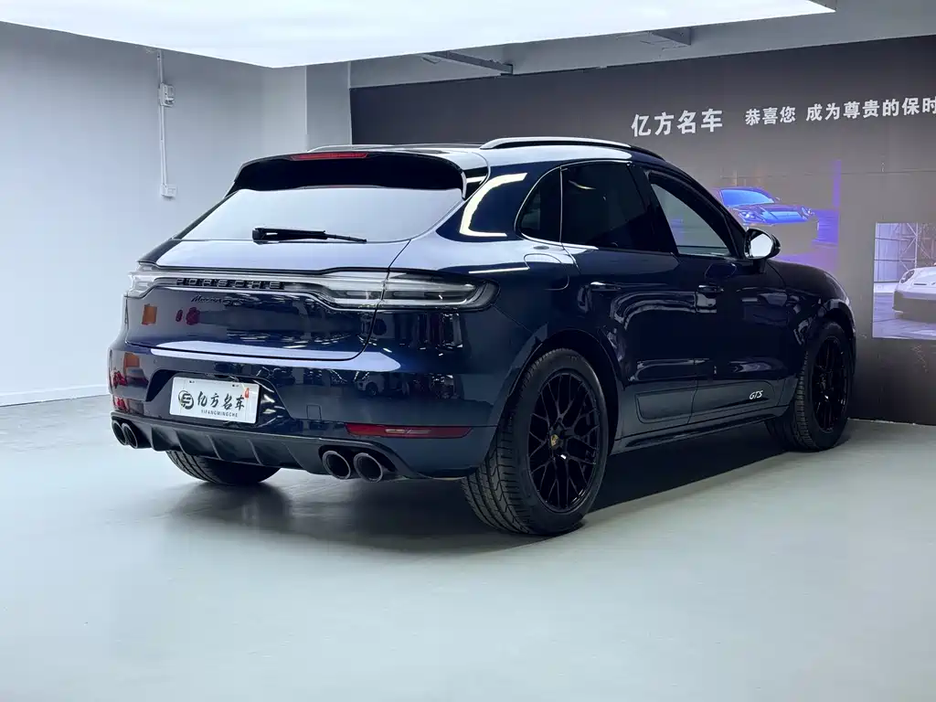 Porsche Macan 2021 — фото 13
