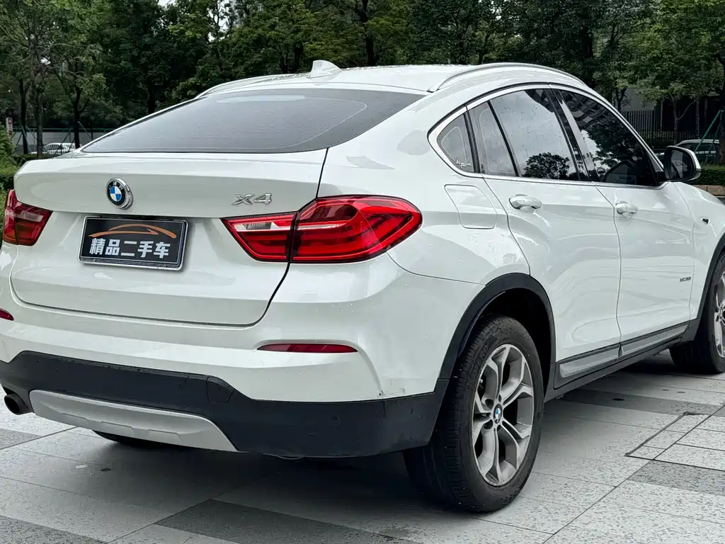 BMW X4 2015 — фото 18