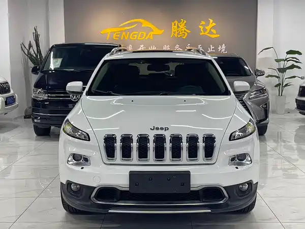 Jeep Cherokee 2020