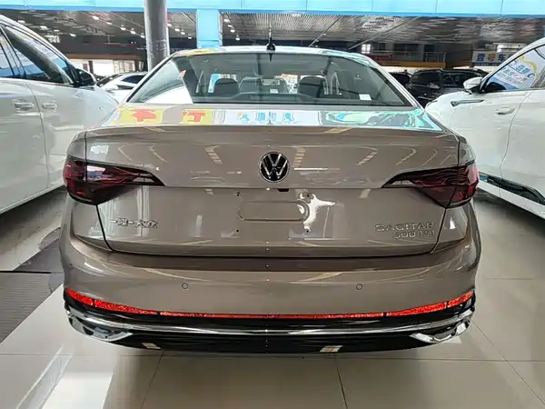 Volkswagen Sagitar 2025