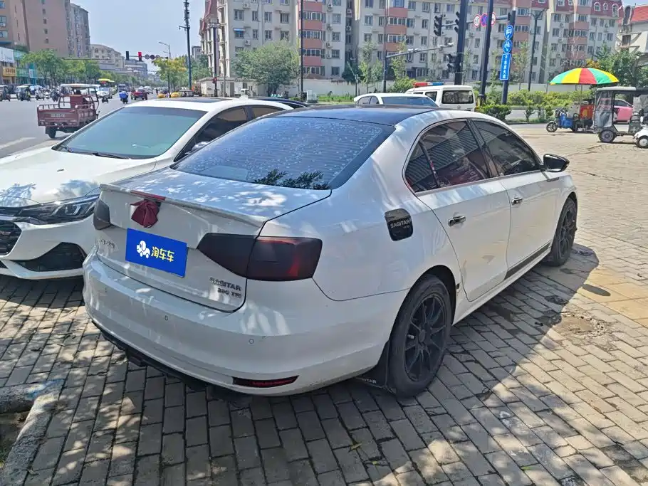Volkswagen Sagitar 2019