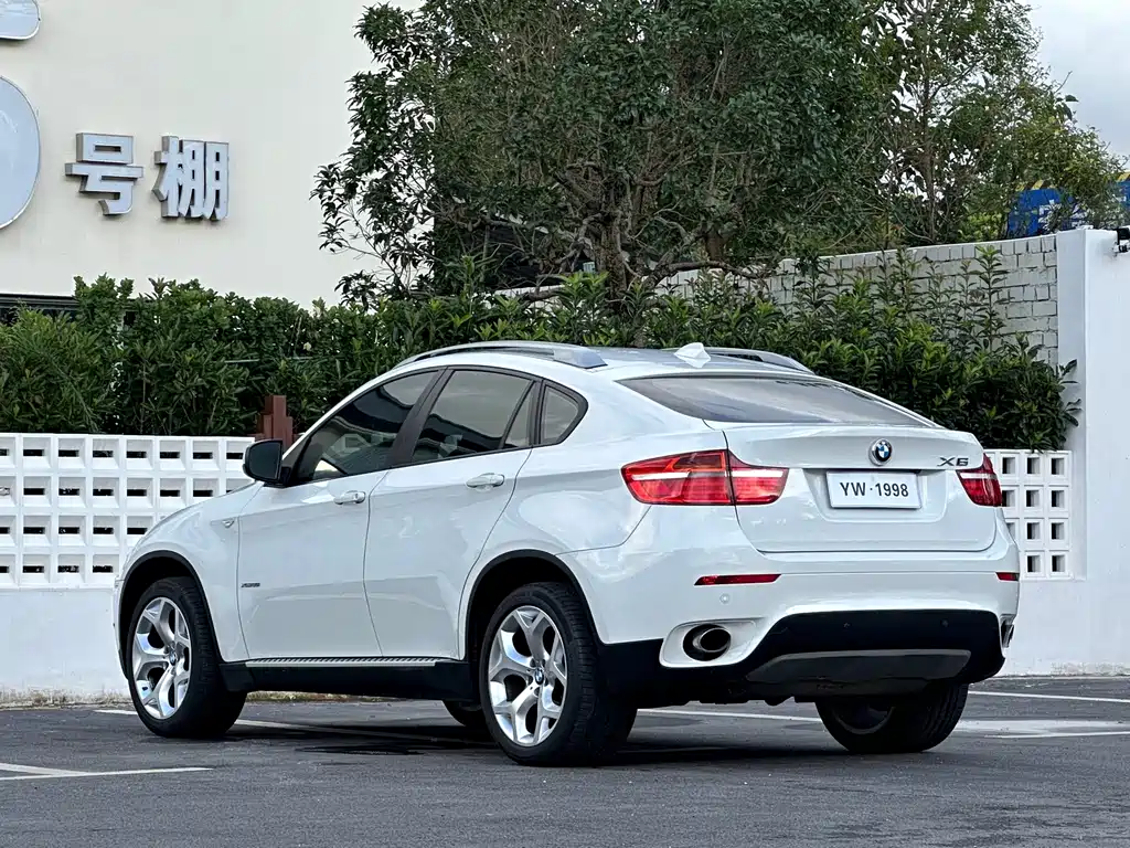 BMW X6 2015 — фото 5