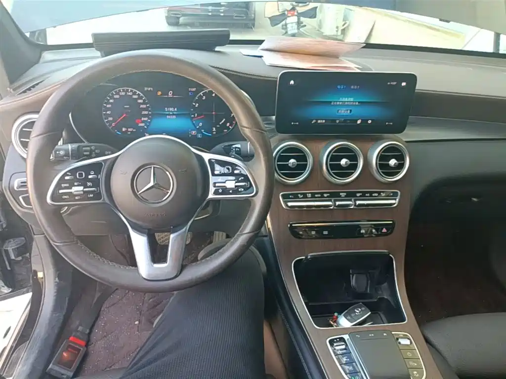 Mercedes-Benz GLC 2021 — фото 10