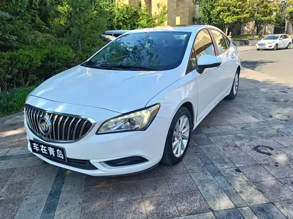 Buick Verano 2017 — фото 1