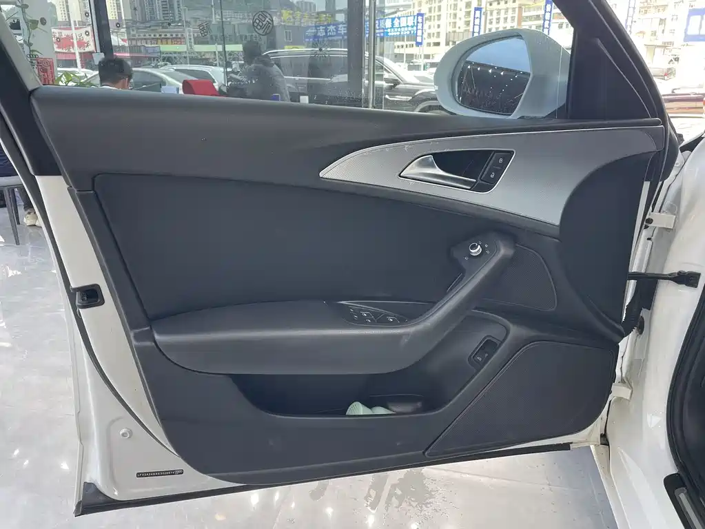 Audi A6L 2014