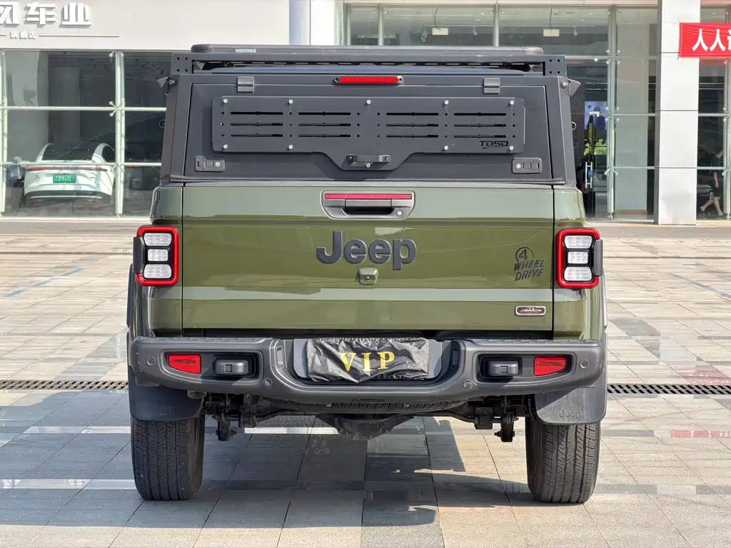 Jeep Gladiator 2023 — фото 5