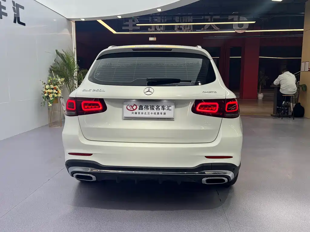 Mercedes-Benz GLC 2022 — фото 15