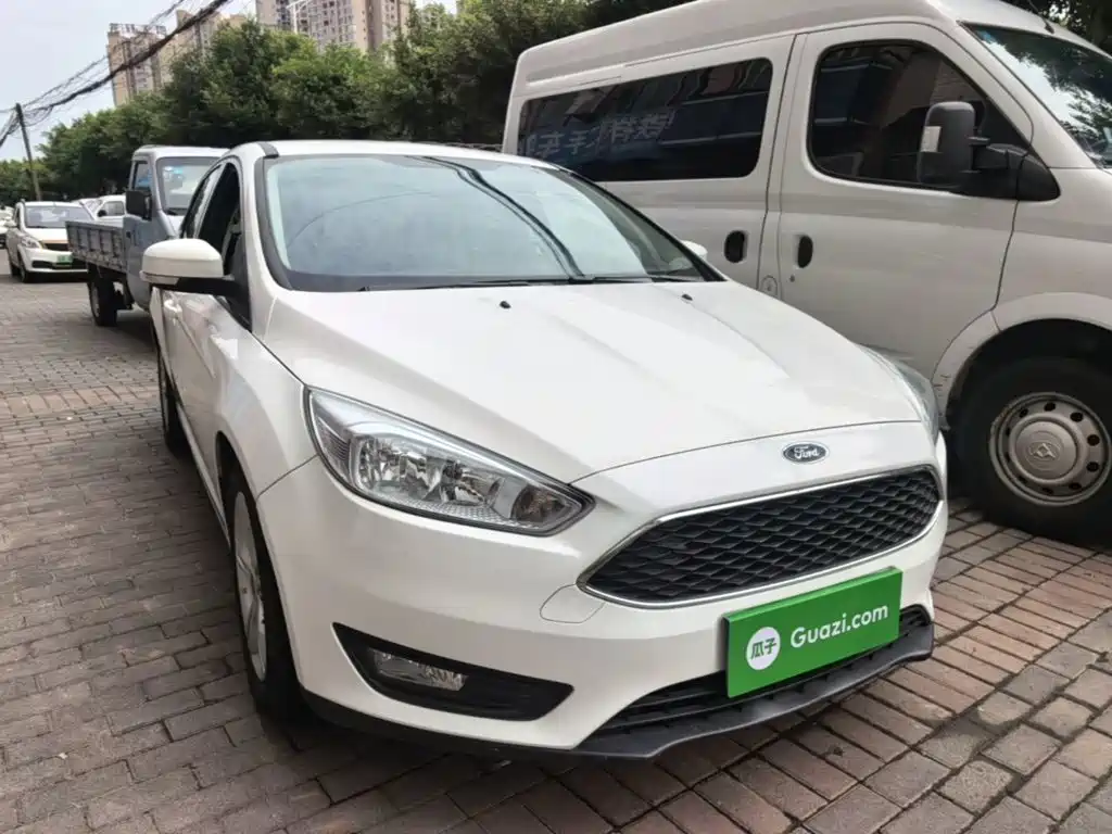 Ford Focus 2017 — фото 4