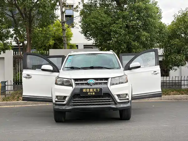BAIC Huansu S3 2017