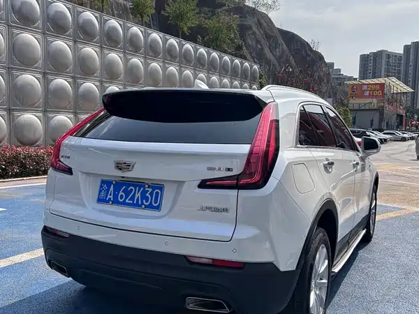 Cadillac XT4 2021