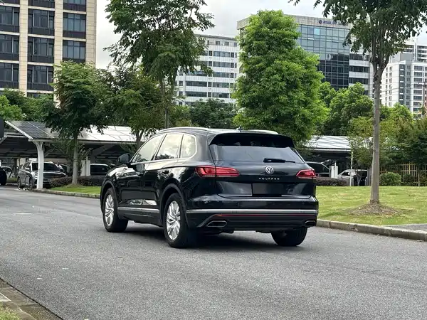 Volkswagen Touareg 2021