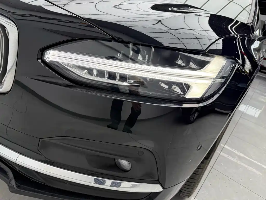 Volvo S90 2023 — фото 8