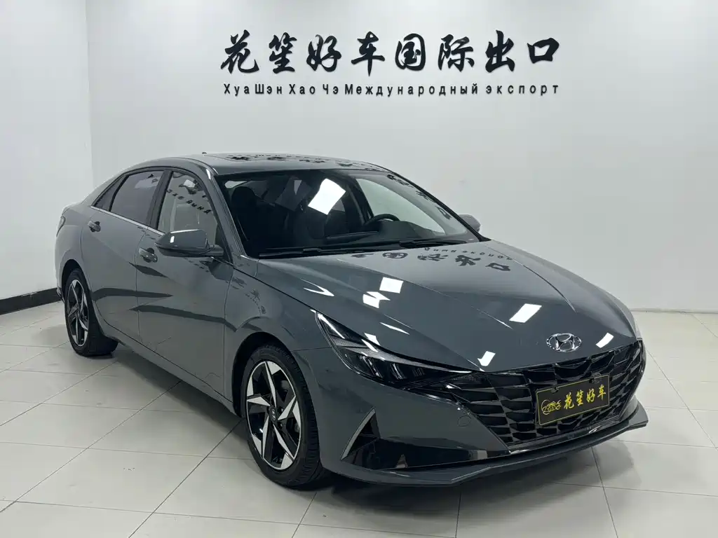 Hyundai Elantra 2023
