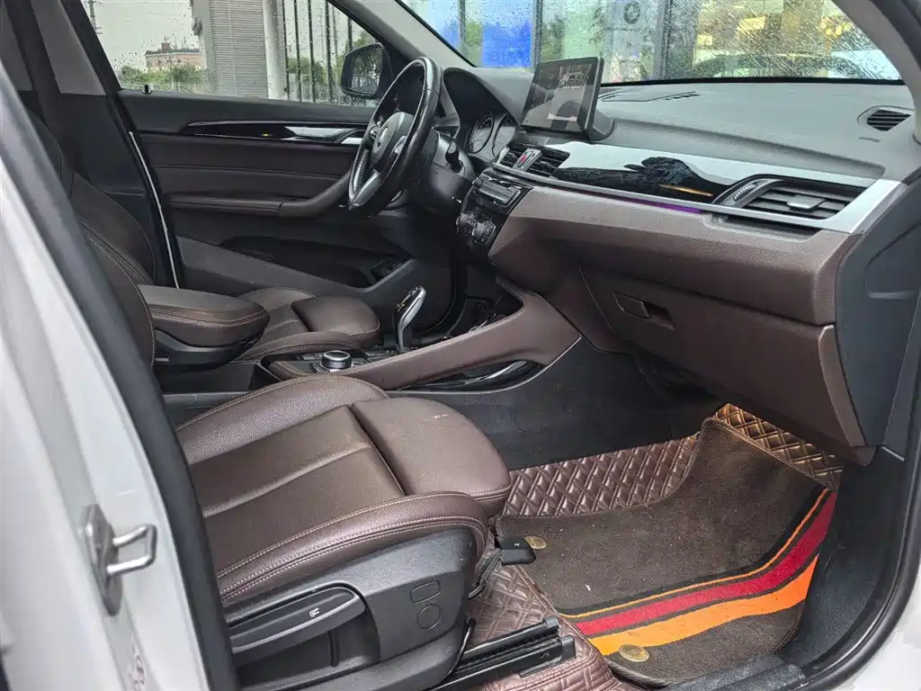 BMW X1 2022 — фото 12