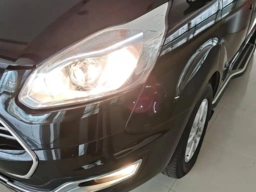 Ford Tourneo 2020 — фото 24