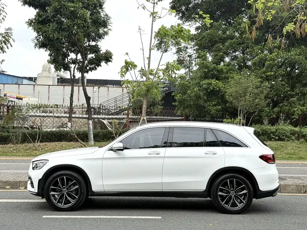 Mercedes-Benz GLC 2021 — фото 4