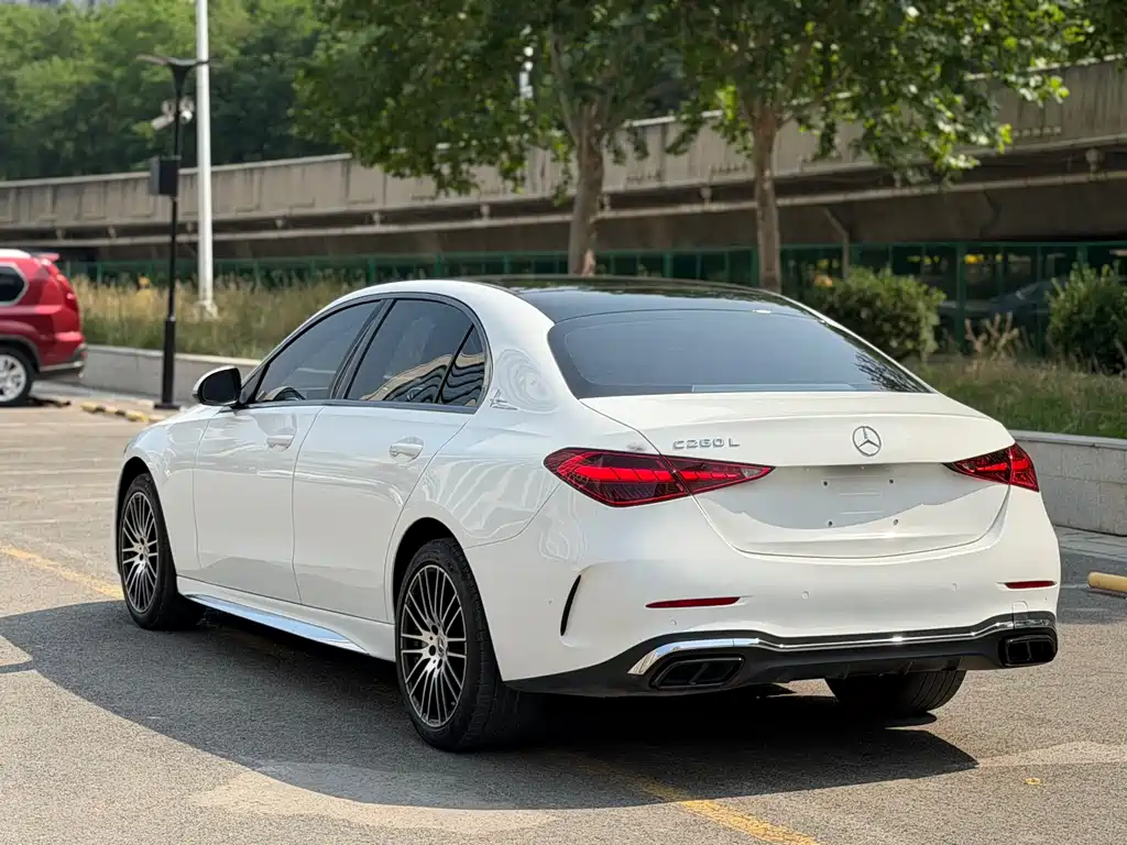 Mercedes-Benz C-Class 2022 — фото 16