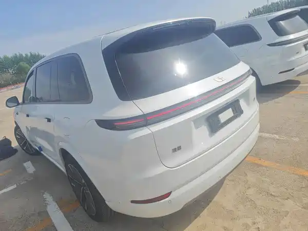 Li Auto L9 2025